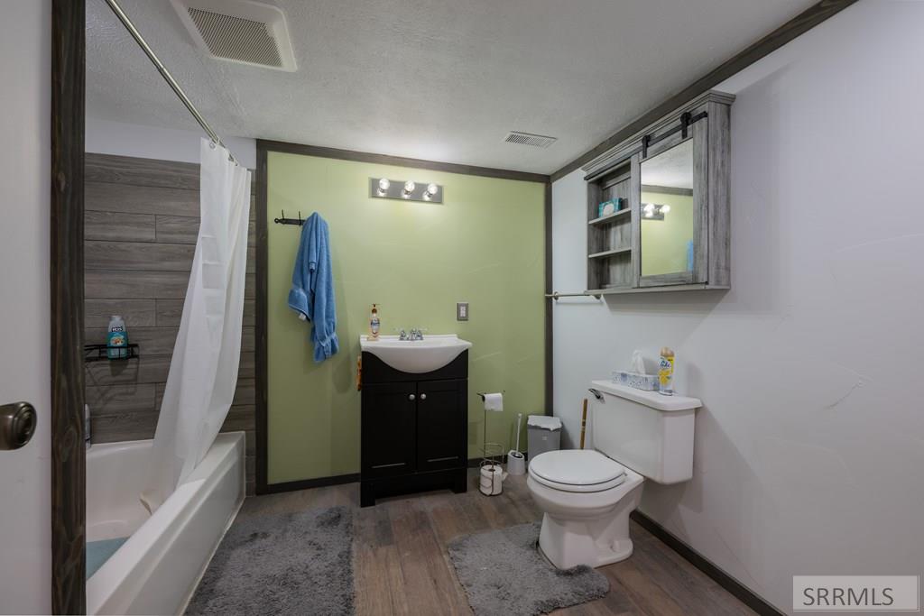 290 S Ammon Road, IDAHO FALLS, Idaho image 8