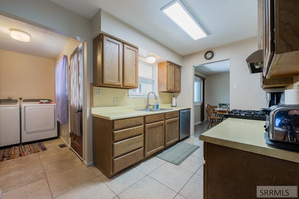 290 S Ammon Road, IDAHO FALLS, Idaho image 32