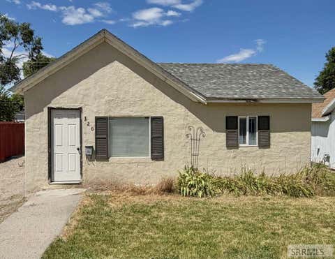 Homes For Sale - 320 Lincoln Street<br/> AMERICAN FALLS, ID 83211