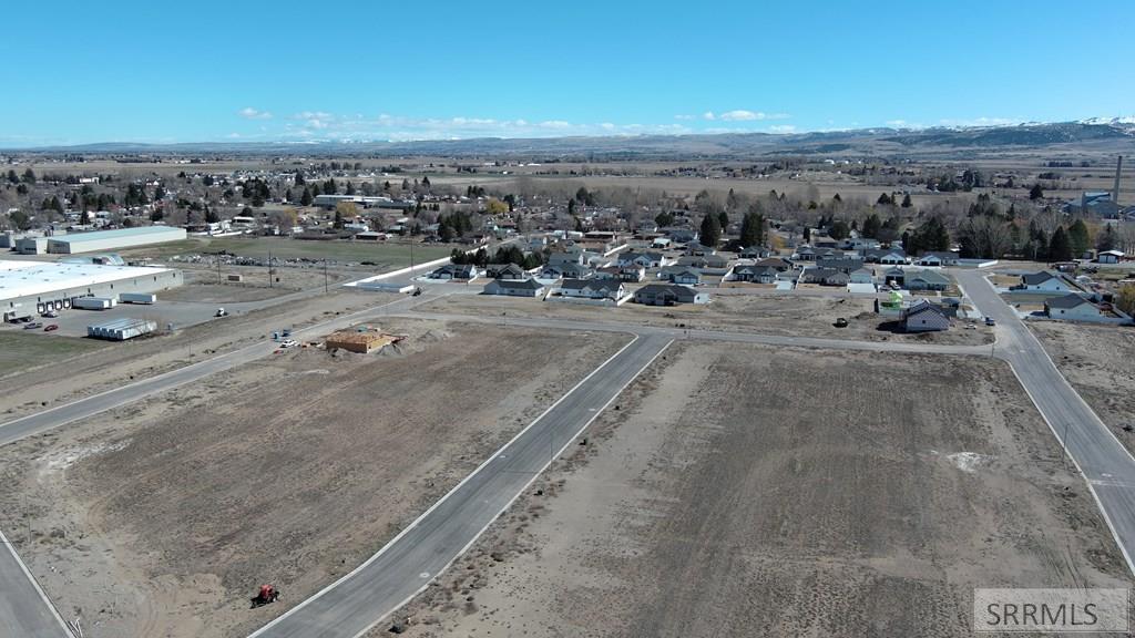 L15 B1 Moonlight Drive