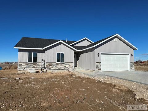 Photo of 3867 E Walnut Way, RIGBY, ID 83442 (MLS # 2182258)