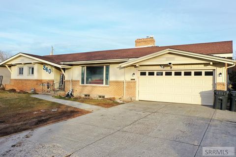 340 Redwood Drive IDAHO FALLS ID 83401