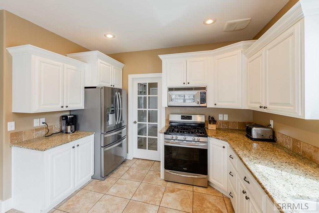 3951 Silverado Drive, IDAHO FALLS, Idaho image 12