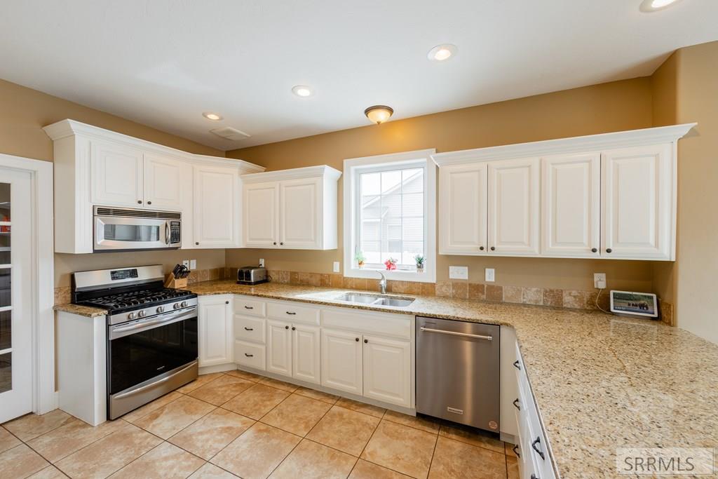 3951 Silverado Drive, IDAHO FALLS, Idaho image 14