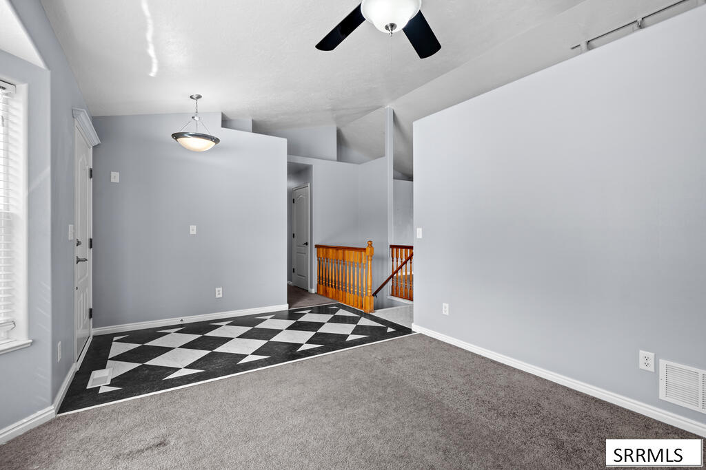 4225 Birchwood Circle