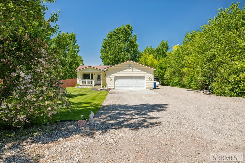 635 N 2743 E, ROBERTS, Idaho image 1