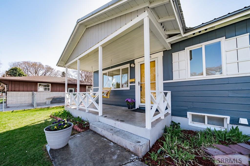 1145 N Boulevard Blvd, IDAHO FALLS, Idaho image 3