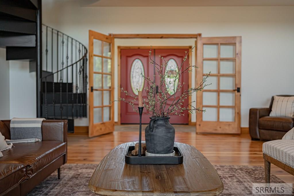 Swan Valley, Idaho 83428, United States, 4 Bedrooms Bedrooms, ,2 BathroomsBathrooms,Residential,Active,150513