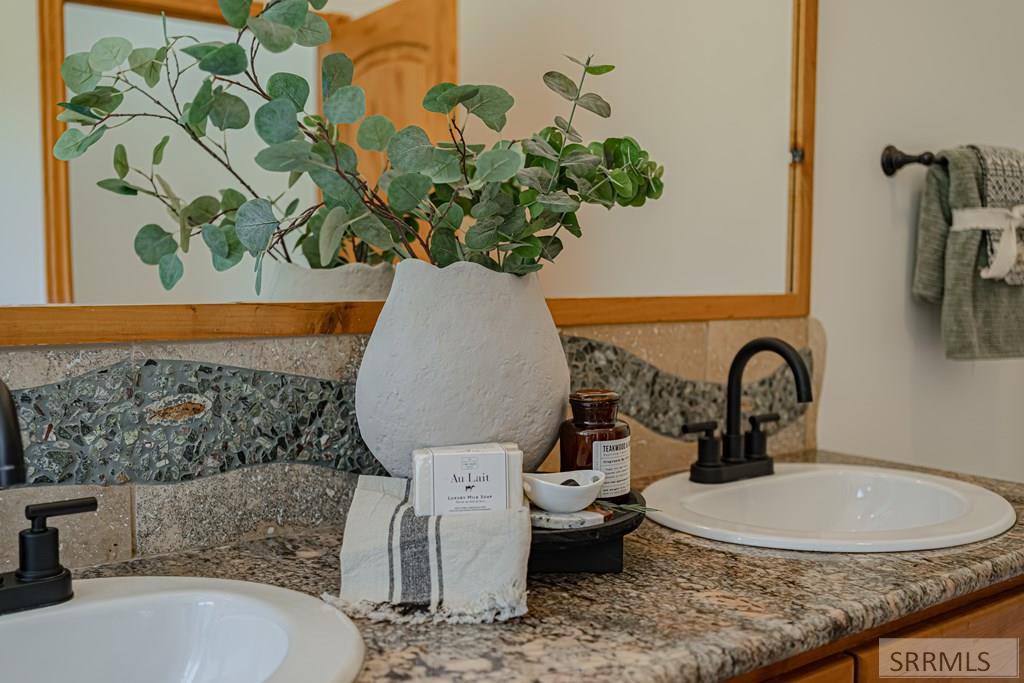 Swan Valley, Idaho 83428, United States, 4 Bedrooms Bedrooms, ,2 BathroomsBathrooms,Residential,Active,150513