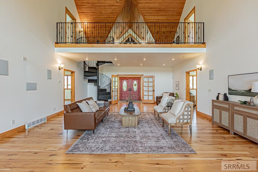 Swan Valley, Idaho 83428, United States, 4 Bedrooms Bedrooms, ,2 BathroomsBathrooms,Residential,Active,150513