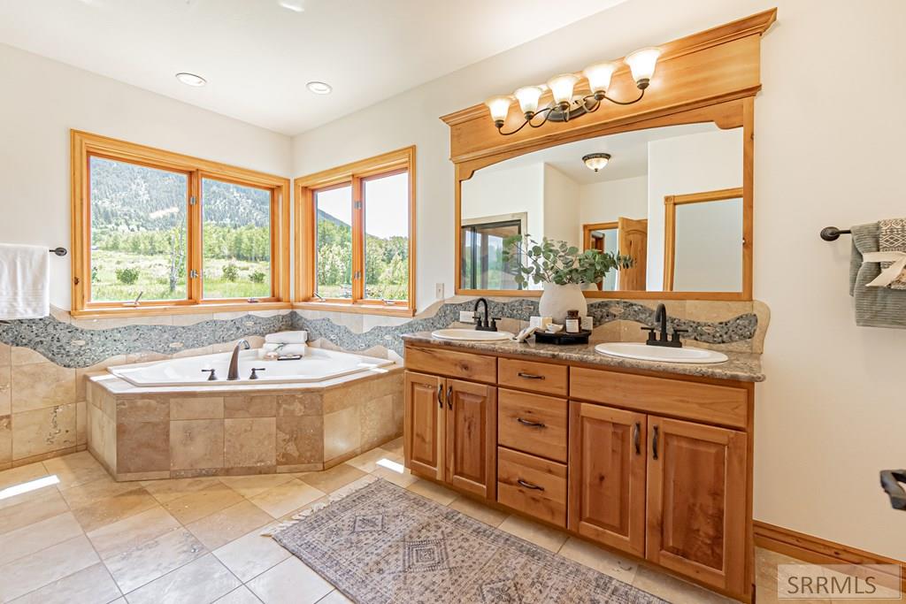 Swan Valley, Idaho 83428, United States, 4 Bedrooms Bedrooms, ,2 BathroomsBathrooms,Residential,Active,150513