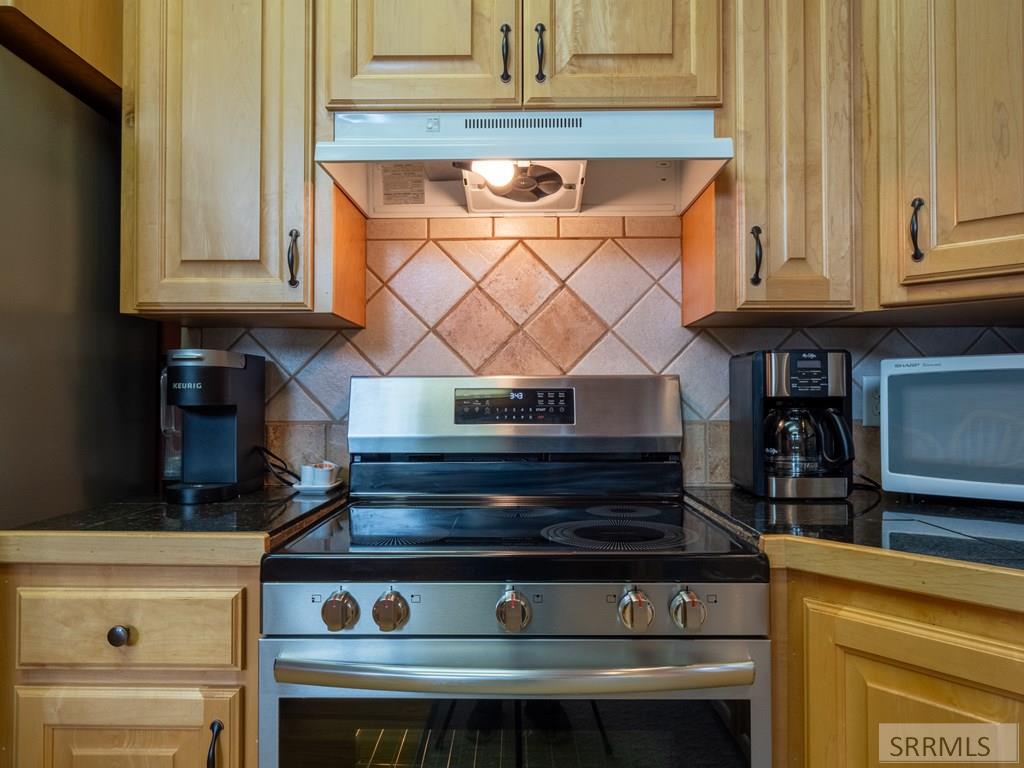 3813 Mortensen Lane, ISLAND PARK, Idaho image 11