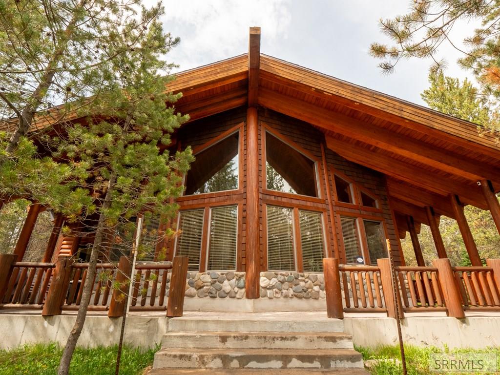 3813 Mortensen Lane, ISLAND PARK, Idaho image 5