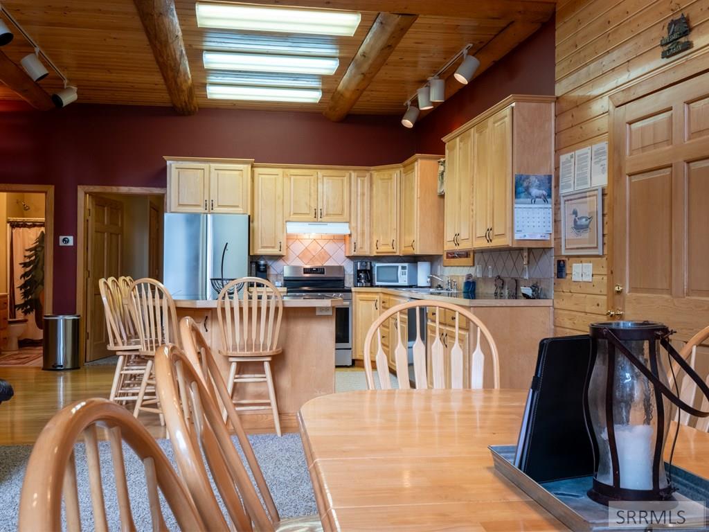 3813 Mortensen Lane, ISLAND PARK, Idaho image 15