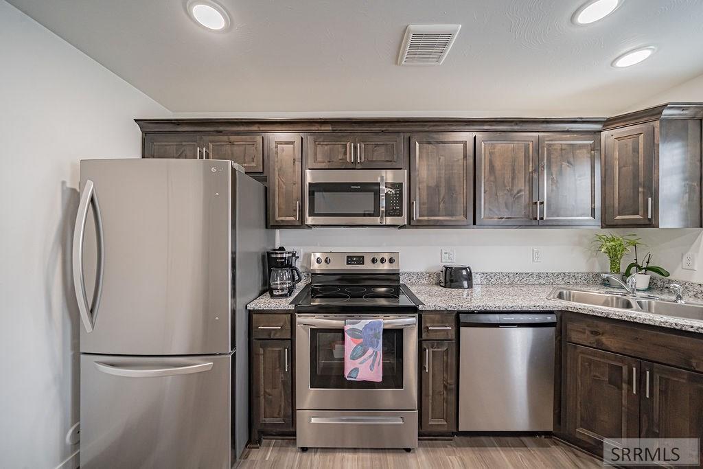 521 Trails End, IDAHO FALLS, Idaho image 8