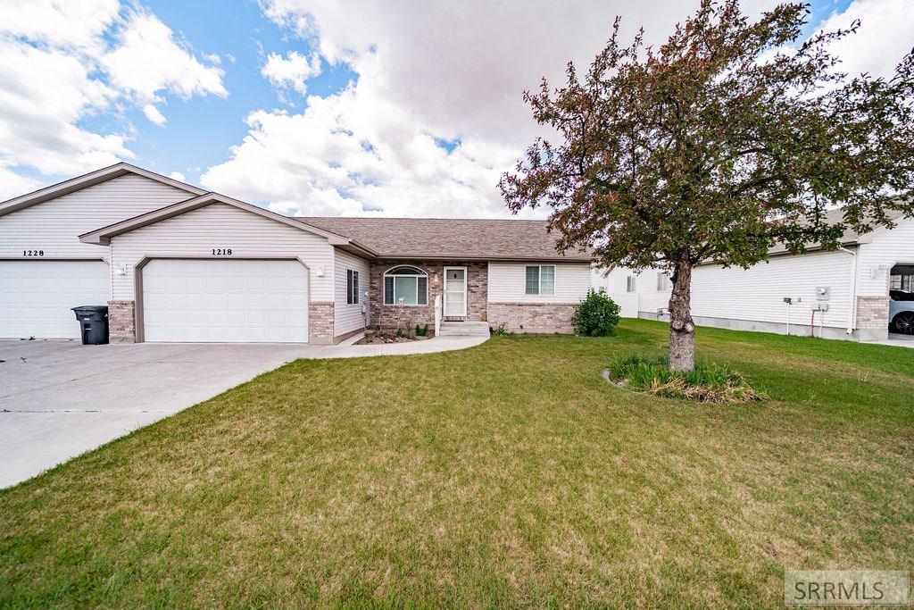1218 Oakmeadow Circle
