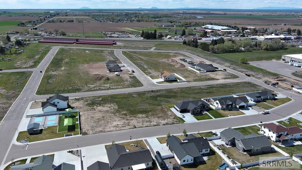 L3 B6 Meadow Walk Dr