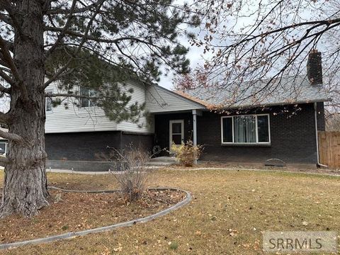 Photo of 3267 Londonderry Avenue, IDAHO FALLS, ID 83404 (MLS # 2180631)