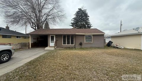 Photo of 1380 Cathryn Avenue, IDAHO FALLS, ID 83404 (MLS # 2184495)