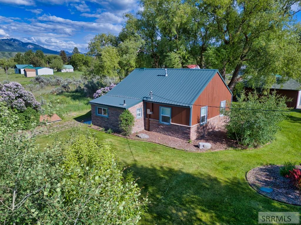 4193 Old Irwin Road