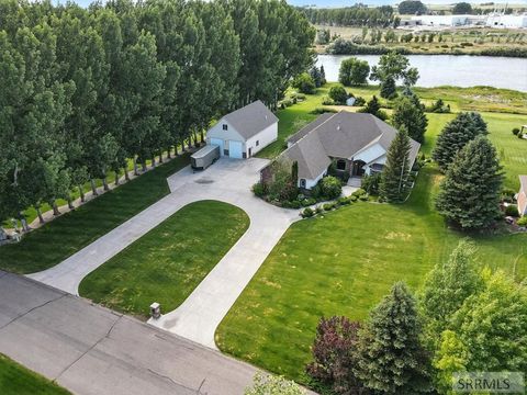 Photo of 974 W Riverview Drive, IDAHO FALLS, ID 83401 (MLS # 2177810)