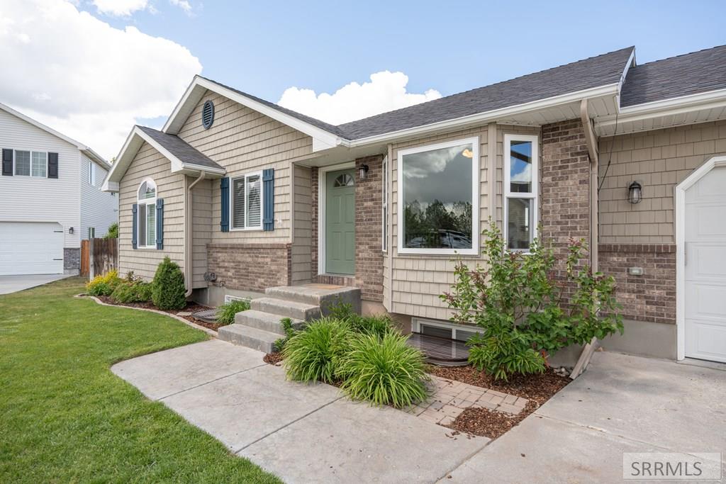 4016 Journee Circle