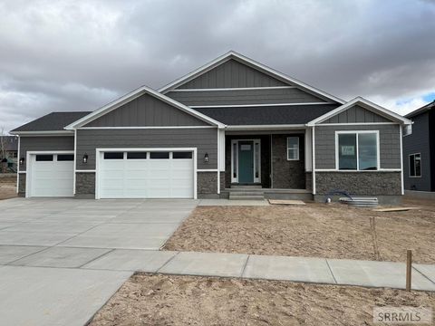 Photo of 699 Pine Ridge Ln, REXBURG, ID 83440 (MLS # 2172749)