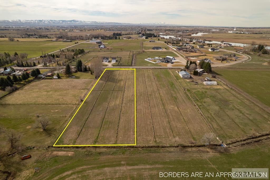 8073 Riverfront Drive, IDAHO FALLS, Idaho image 3