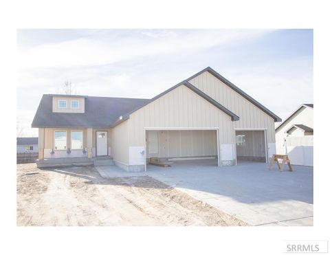 Photo of 3888 E Hemlock Lane, RIGBY, ID 83442 (MLS # 2181114)