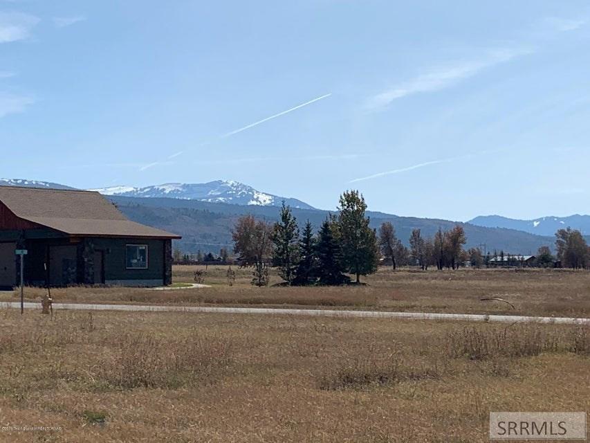 1088 Canoe Loop, VICTOR, Idaho image 14