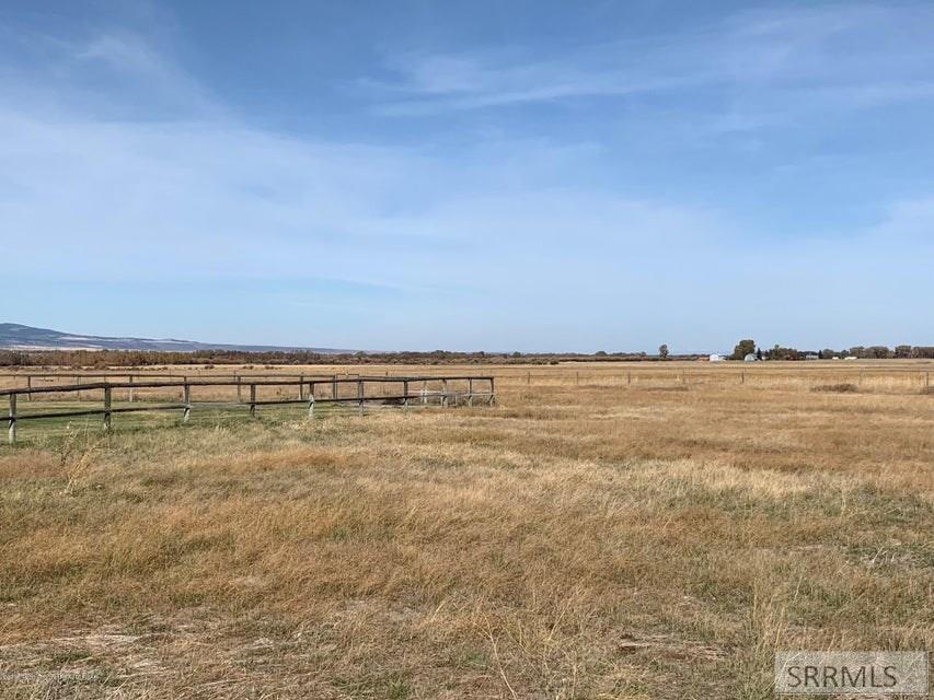 1088 Canoe Loop, VICTOR, Idaho image 11