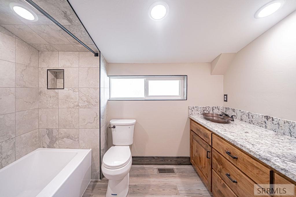 10525 N 44th E, UCON, Idaho image 44