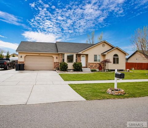 Photo of 3600 Hyrum Drive, IDAHO FALLS, ID 83401 (MLS # 2185220)