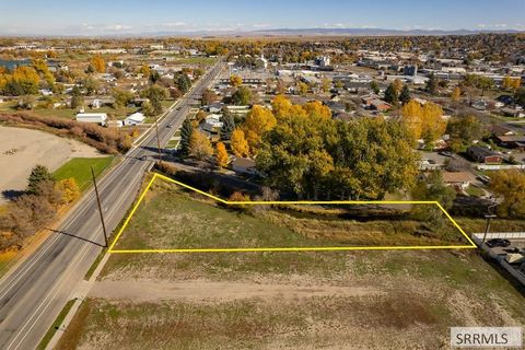 Photo of 401 W 2 N, REXBURG, ID 83440 (MLS # 2175948)