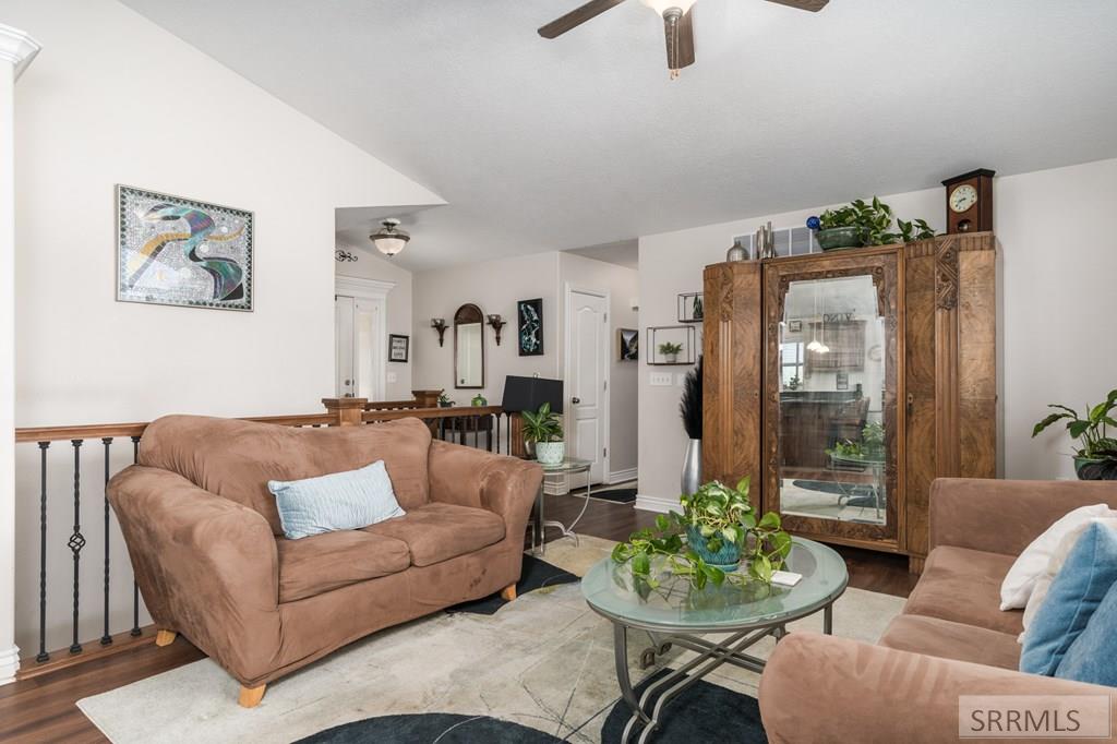 1593 Pointeview Drive, POCATELLO, Idaho image 3