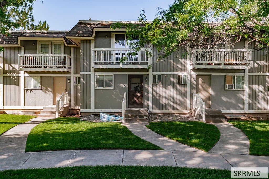 1538 Falcon Drive