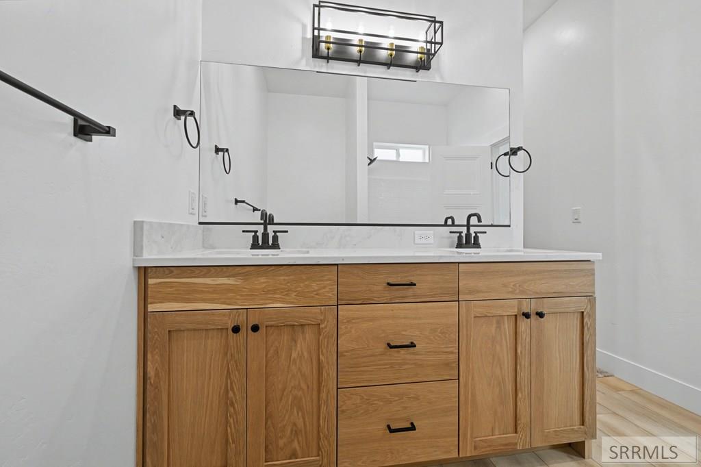 3634 Kingsboro Avenue