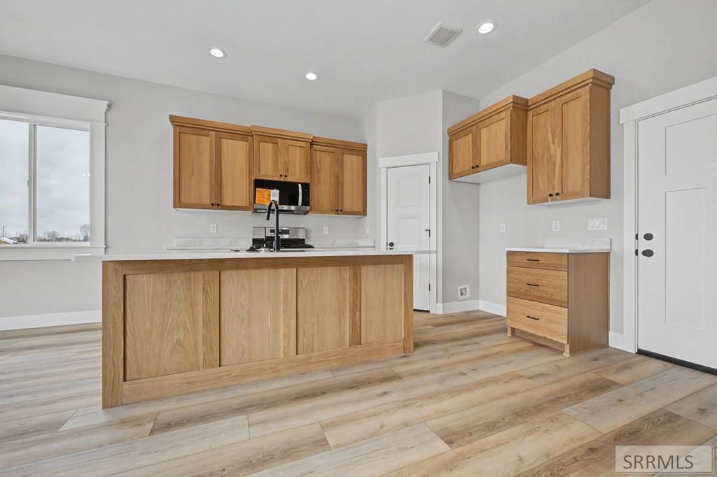 3634 Kingsboro Avenue