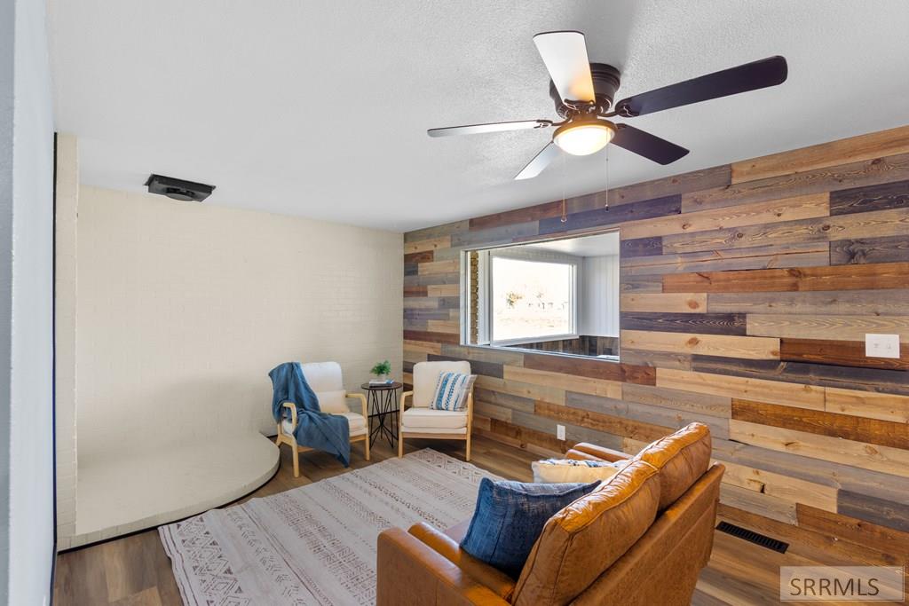 1455 Bonneville Drive