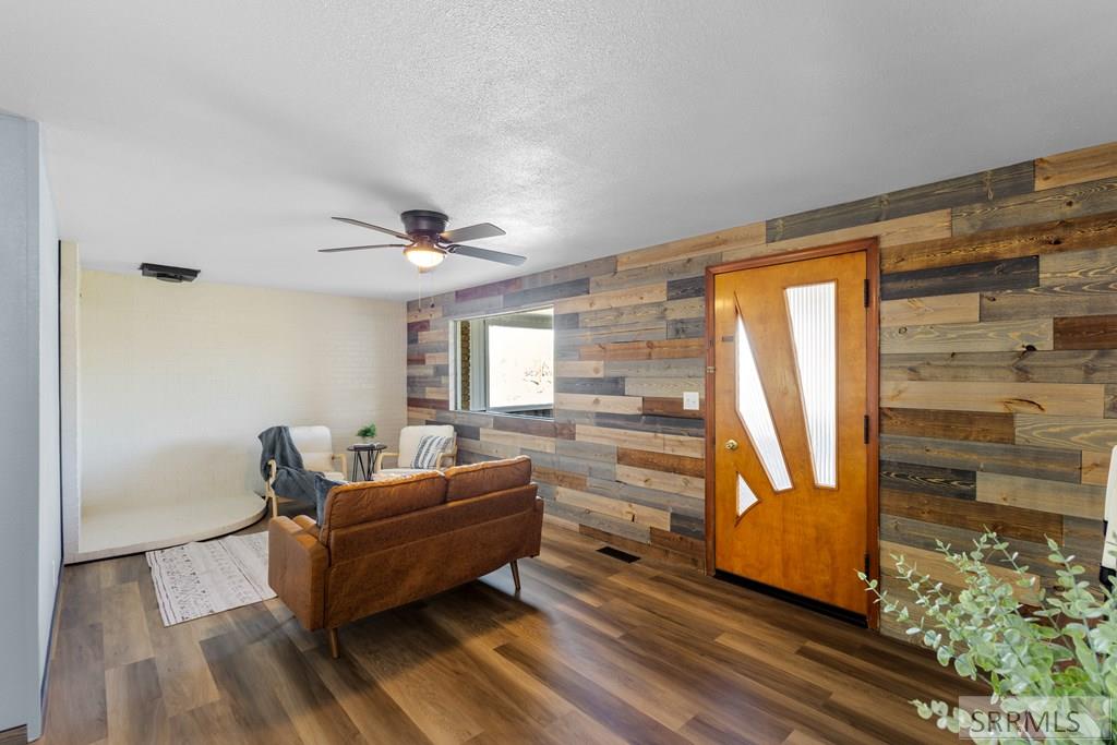 1455 Bonneville Drive