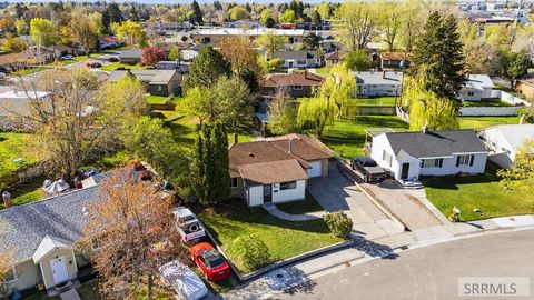 Photo of 1455 SE Bonneville Drive, IDAHO FALLS, ID 83404 (MLS # 2185789)