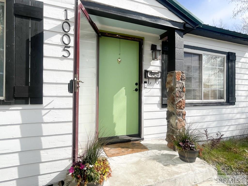 1005 11th Street, IDAHO FALLS, Idaho image 2