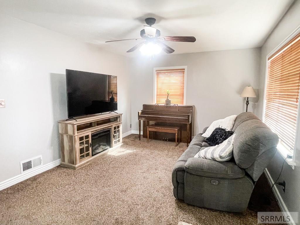 1005 11th Street, IDAHO FALLS, Idaho image 3
