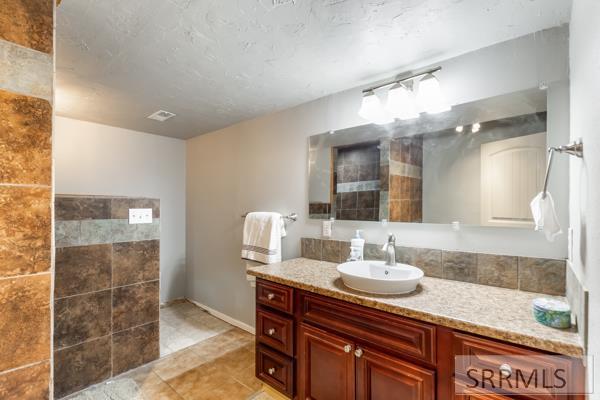 5485 W 4000 N, REXBURG, Idaho image 18