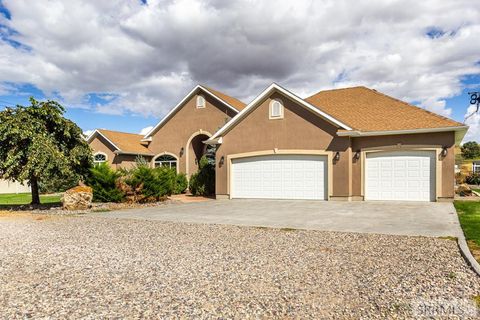 Photo of 1057 N 1200 E, SHELLEY, ID 83274 (MLS # 2179648)