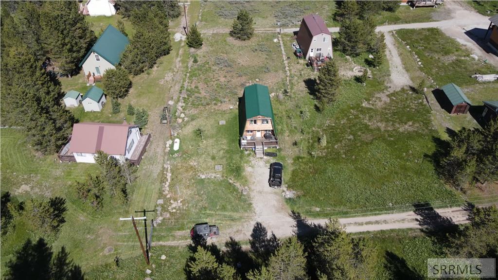 3424 Cedar Drive, ISLAND PARK, Idaho image 2