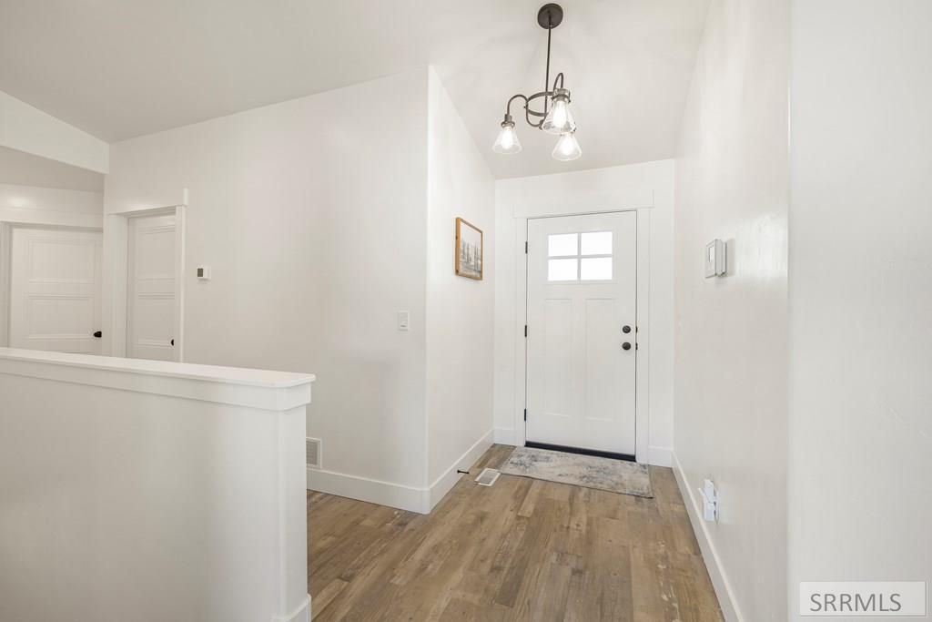 4051 N Ola Vista Avenue, IDAHO FALLS, Idaho image 3