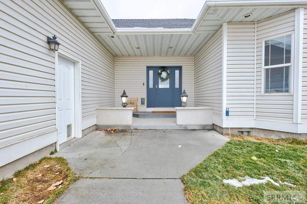 4678 Harbor Front Drive