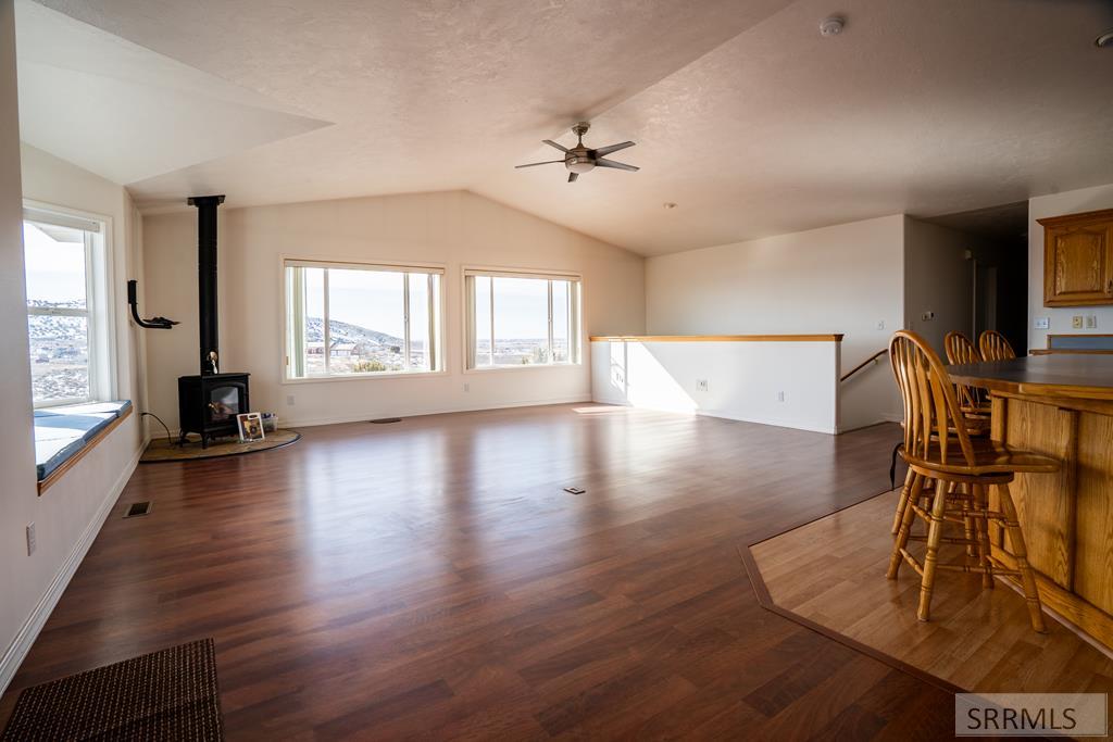 1027 E Butte Road, MENAN, Idaho image 6