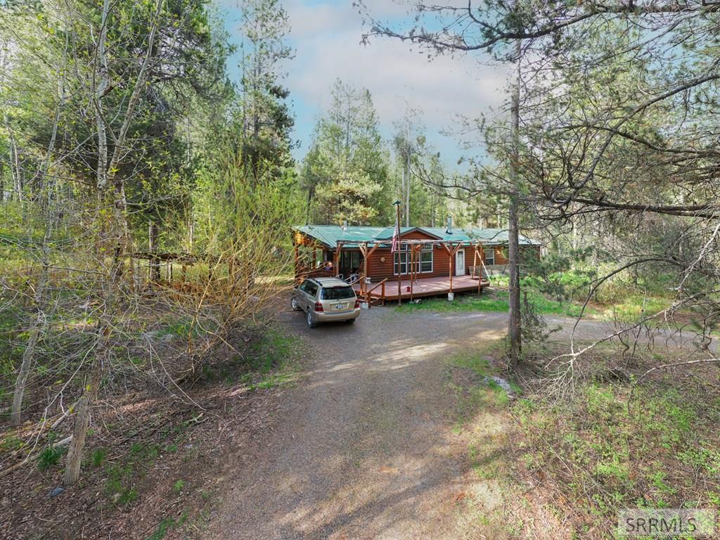 Picture for the property 2181774, 4 beds, 2 baths